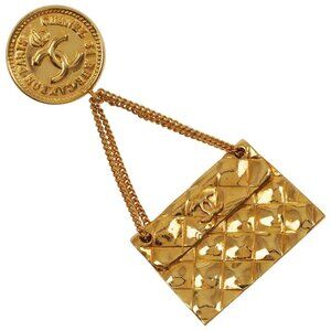 CHANEL Vintage Gold Brooch